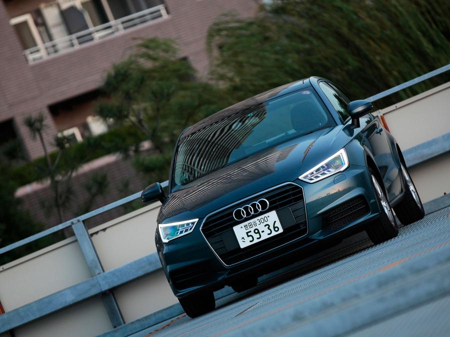  Audi A1 TFSI (8X) 2015 года  (JP) (фото 3 из 11)